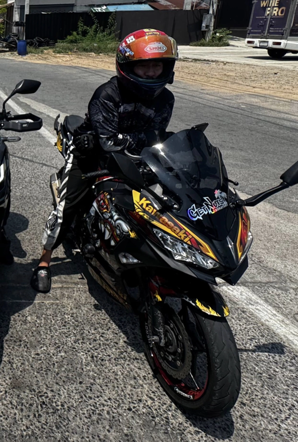 Вадим Ли и его байк.