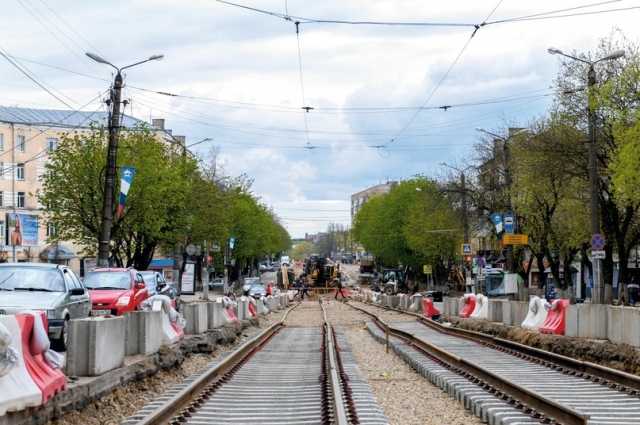 На ул. Николаева смонтировали более 700 м трамвайных путей.