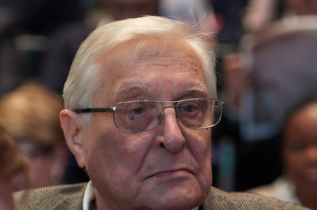 Олег Басилашвили.