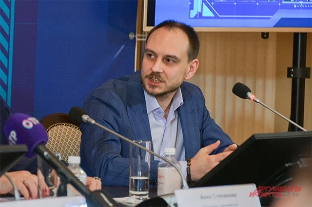 Заместитель директора департамента по научно-просветительской работе Президентской библиотеки, кандидату исторических наук Алексей Воронович.