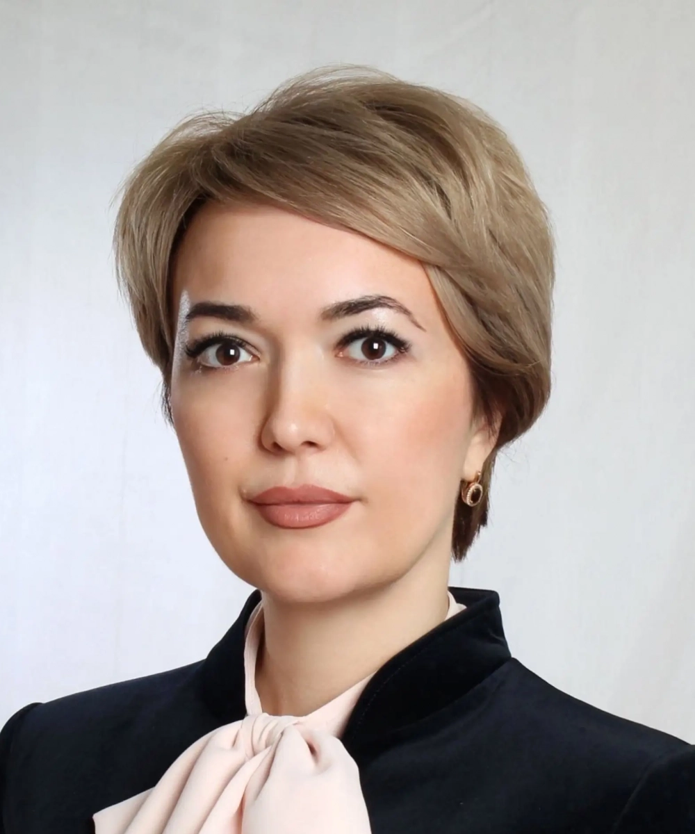 Марина Изюмова