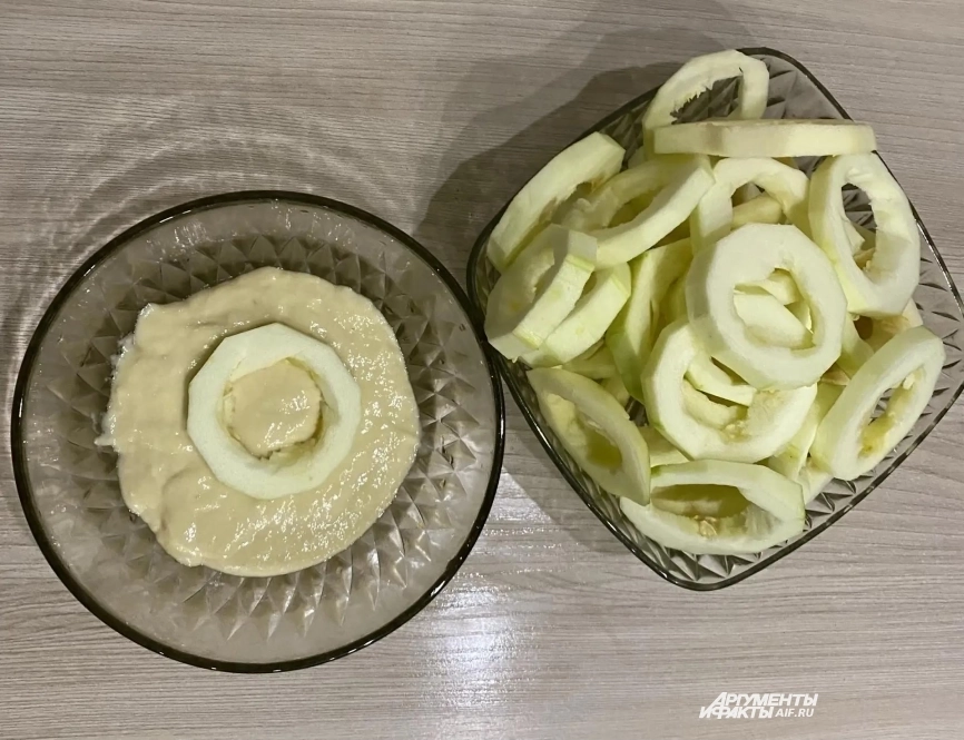 Кляр и кабачки.