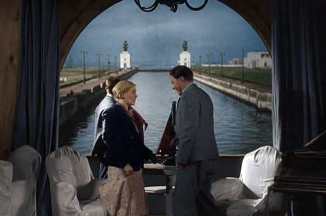 Кадр из фильма «Волга-Волга»