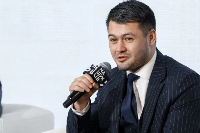 Заур Гурциев проводил уроки мужества для молодёжи и обучал других ветеранов СВО.