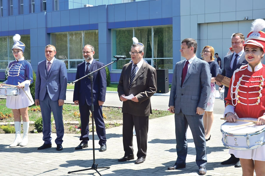 Обращение Н. П. Утробина к сотрудникам и ветеранам предприятия в рамках закладки капсулы времени, 2019 год.