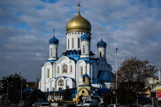 Крестовозд­виженский собор в Ужгороде.