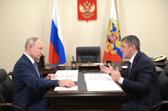 Встреча Путина и Махонина в Перми 19 октября 2023 года.