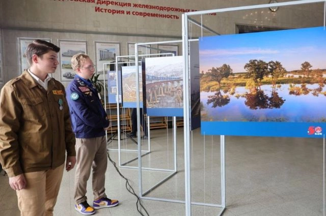 На вокзале Екатеринбург открыли фотовыставку «Суровая красота БАМа»