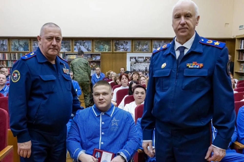 Награда нашла Влада в военном госпитале