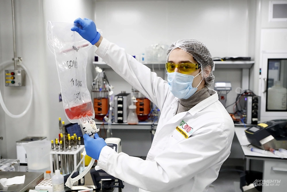 Андрей Артамонов.