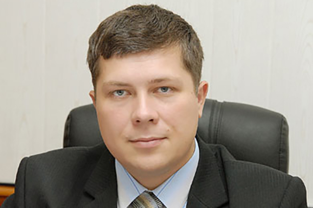 Матвеев при возможности уехал из Кировской области.