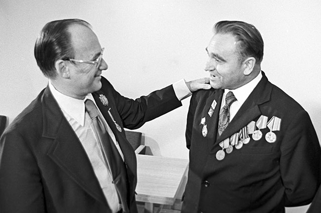 Уильям Робертсон и Александр Сильвашко, 1975 г.