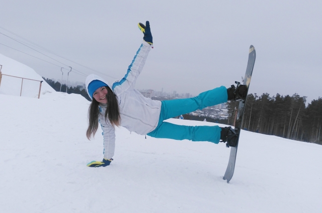Журналист Анастасия Зайцева регулярно катается на сноуборде.