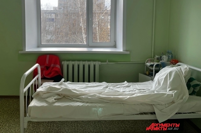 После отравления Елена попала в больницу.