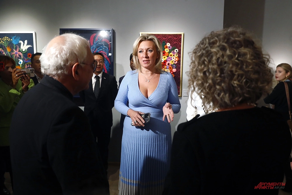 Мария Захарова.