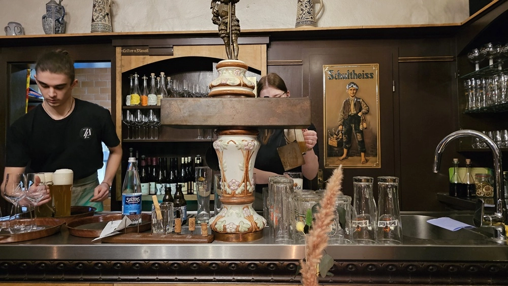 Знаменитый ресторан.