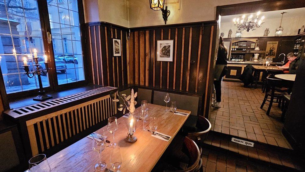 Интерьер ресторана.