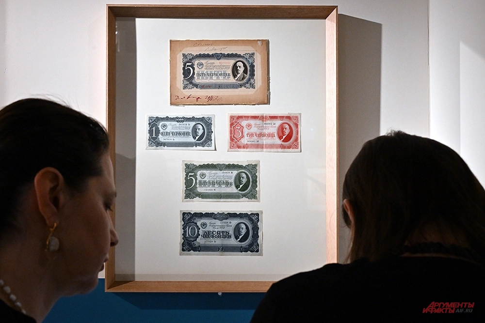 Выставка в Государственном историческом музее  «Люди как люди. Любят деньги».