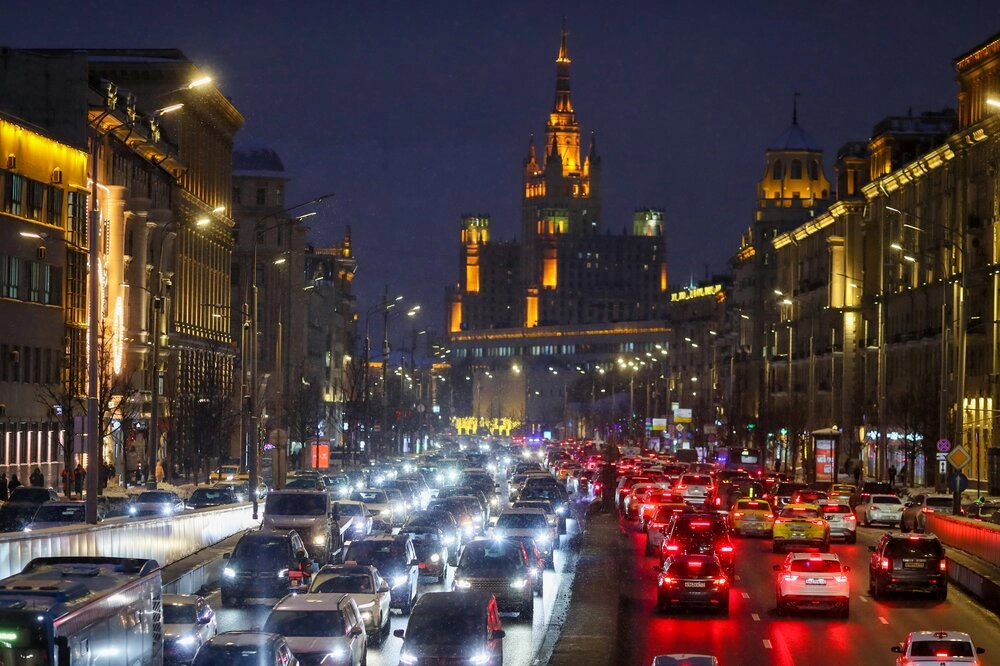 Автомобили в Москве, дороги в Москве, пробки