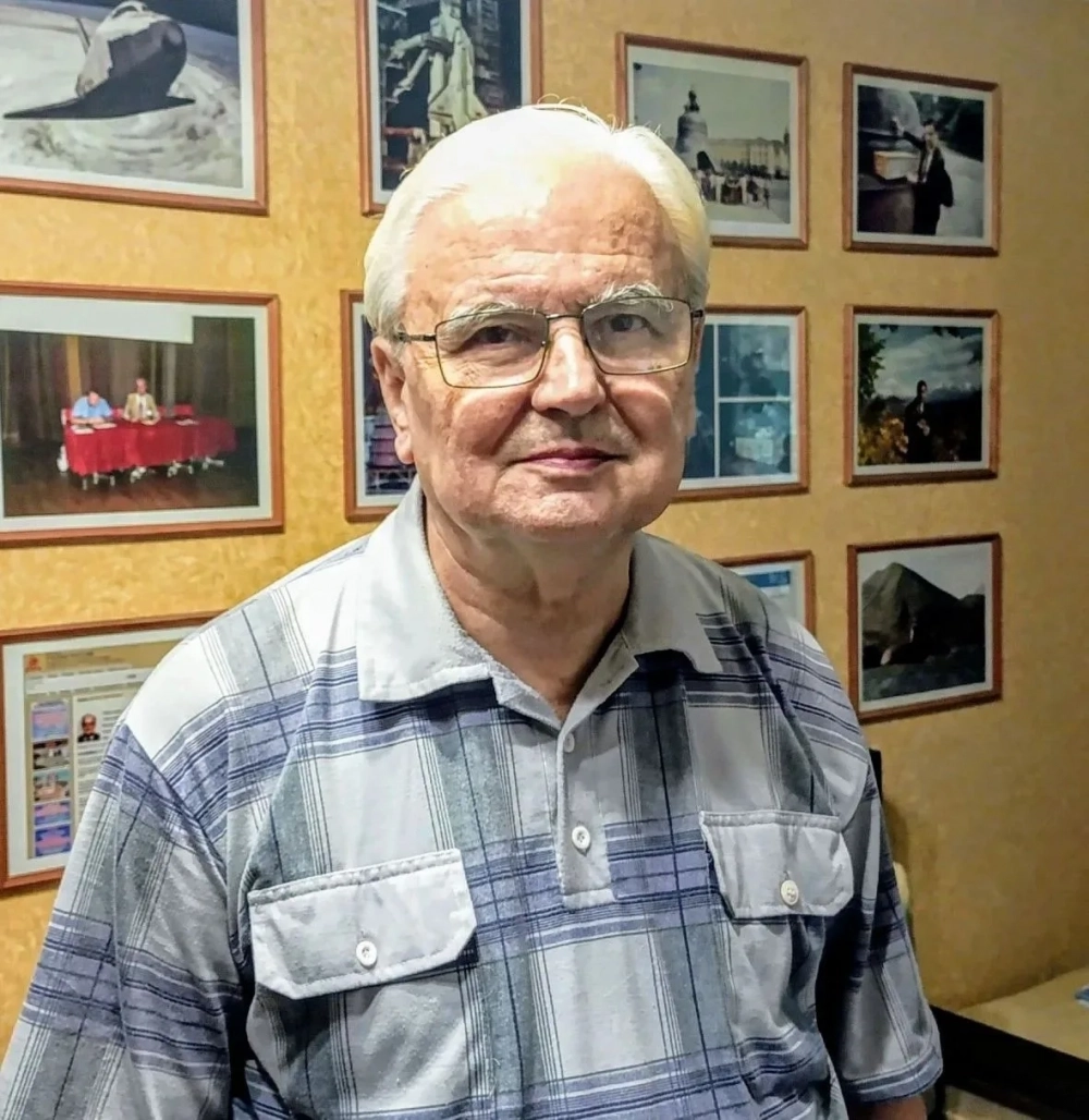 Сергей Иванович Буйло многие годы посвятил исследованию жизни героя Александра Грисенко.