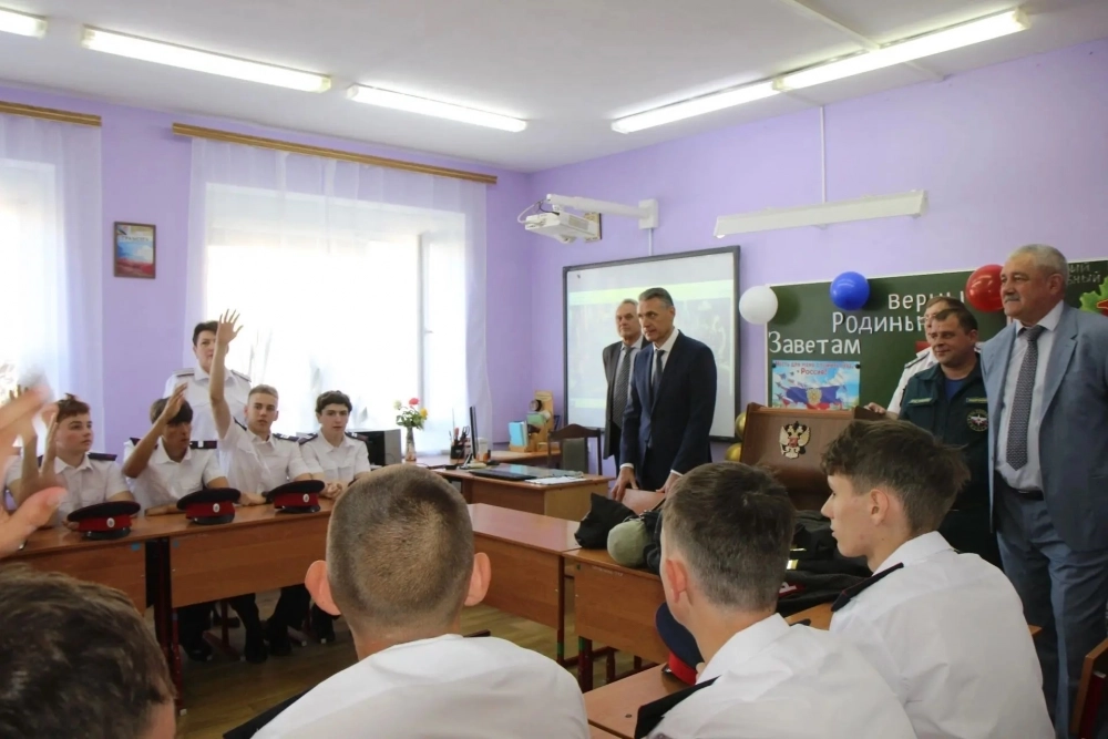 Выпускники казачьих учебных заведений во все времена славились дисциплиной.