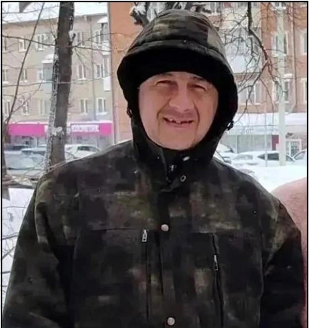 Сегодня Василий лечится в Тарской ЦРБ, а операция по удалению осколков откладывается из за осложнений. 