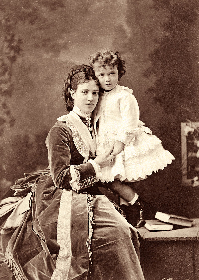  Великий князь Николай Александрович c матерью. 1870 год.