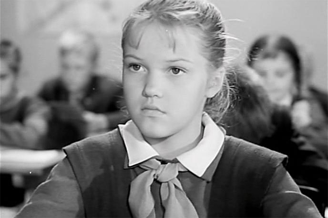 Елена Проклова в фильме «Звонят, откройте дверь», 1965 г.