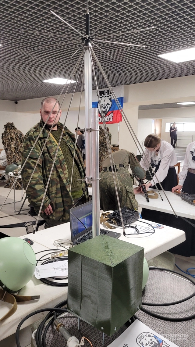 Одно из&nbsp;устройств РЭБ, которые делают в&nbsp;центре.
