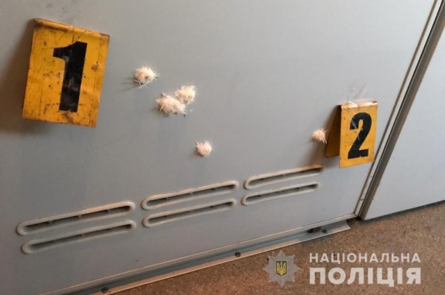 Стрельба в поезде.