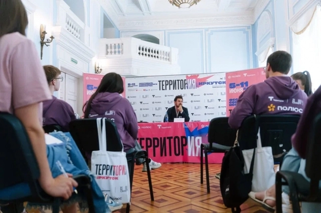 На встрече с Петром Дрангой.