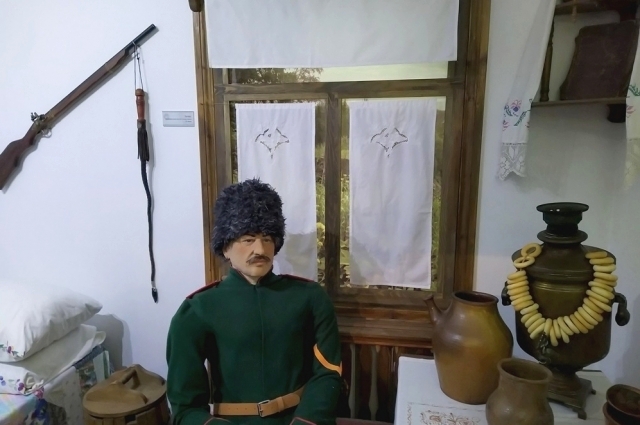 Экспозиция в доме истории сургутского казачества в Сургуте