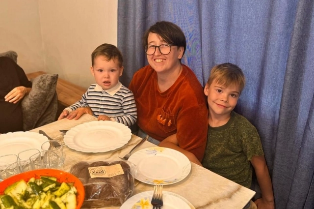 Братья между собой дружны.