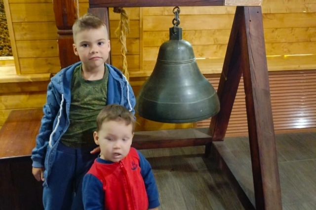 Ваня — единственный семилетка в селе.