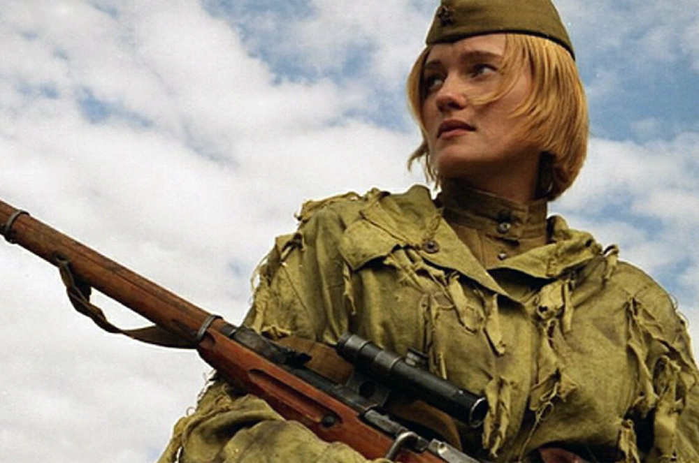 Виктория Толстоганова в четырехсерийной драме «На безымянной высоте».