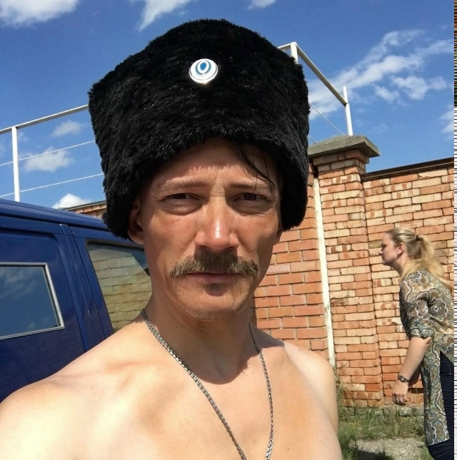 Сергей Гилёв в роли казака Данилы в сериале «Чики».