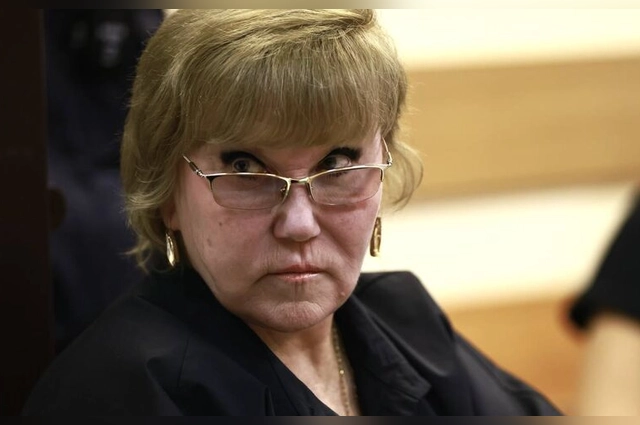 Бывшая супруга Куляжева обвиняется в вымогательстве денег.