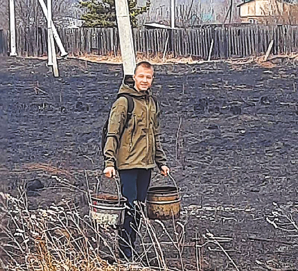 
 Стас – в огне, Маруся – в волне. Истории детей, готовых спасать других людей    