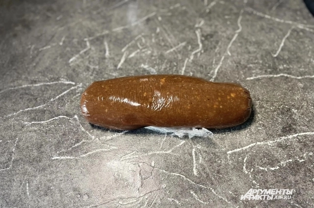 Получается ровная колбаска.