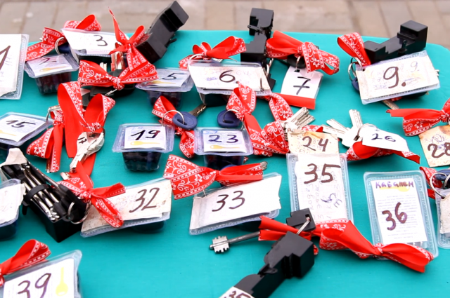 Жителям карельского поселка выдали ключи от новых квартир.