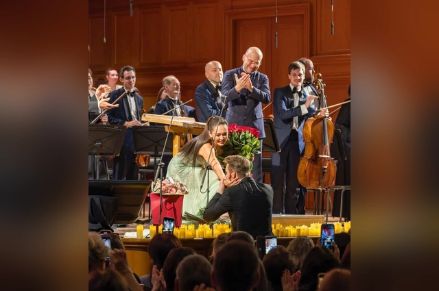 Воробьев постоянно приходит на выступления своей жены.