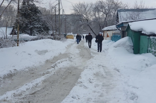 Со стороны кажется, что всё не так иж и плохо, но ходить там не хочется