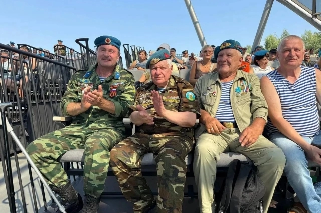 Ветераны ВДВ.