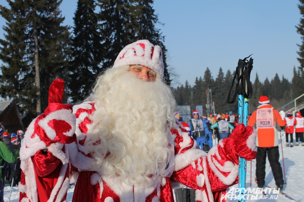 Пермский Дед Мороз признался, что не в первый раз участвует в забеге.