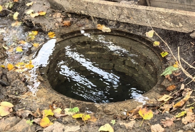 Колодец и улицу затопило...