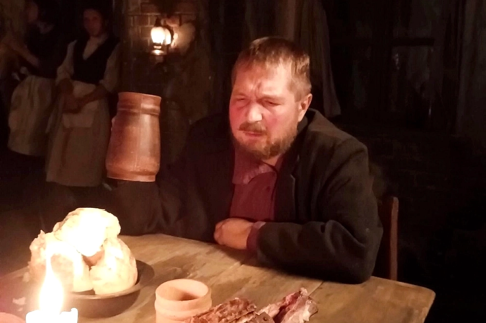 Павел Чернявский в фильме «Волчок».