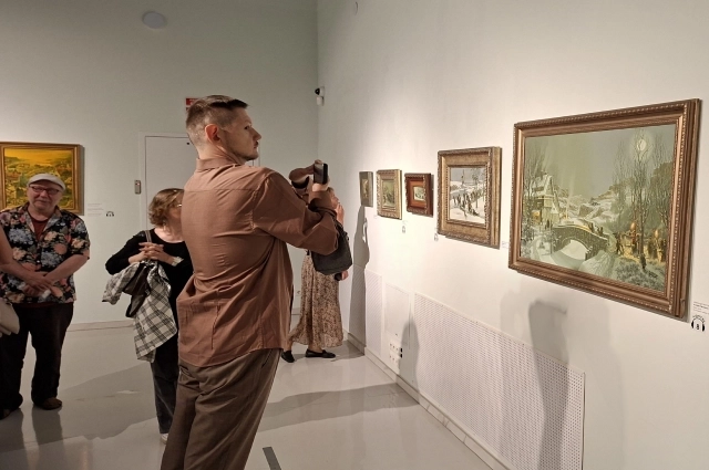 На выставке представлены 50 работ художника, многие демонстрируются впервые.