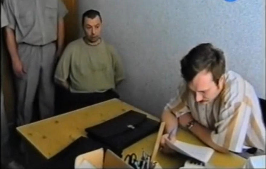 Игорь Чурасов на допросе.