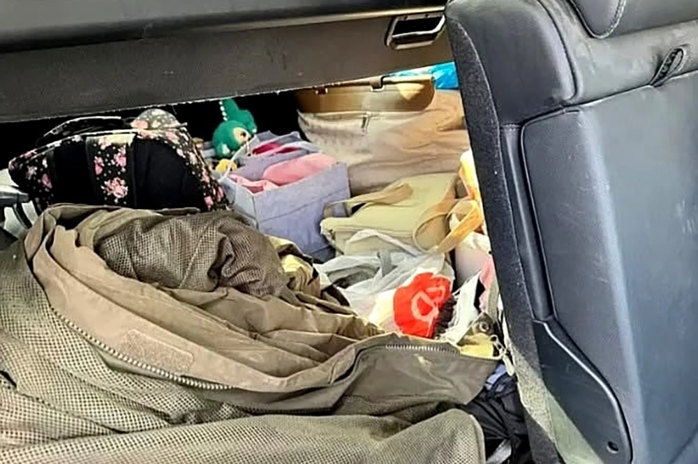 Машина Усольцевых.