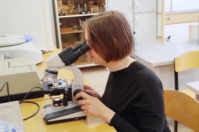 В науке много женщин.